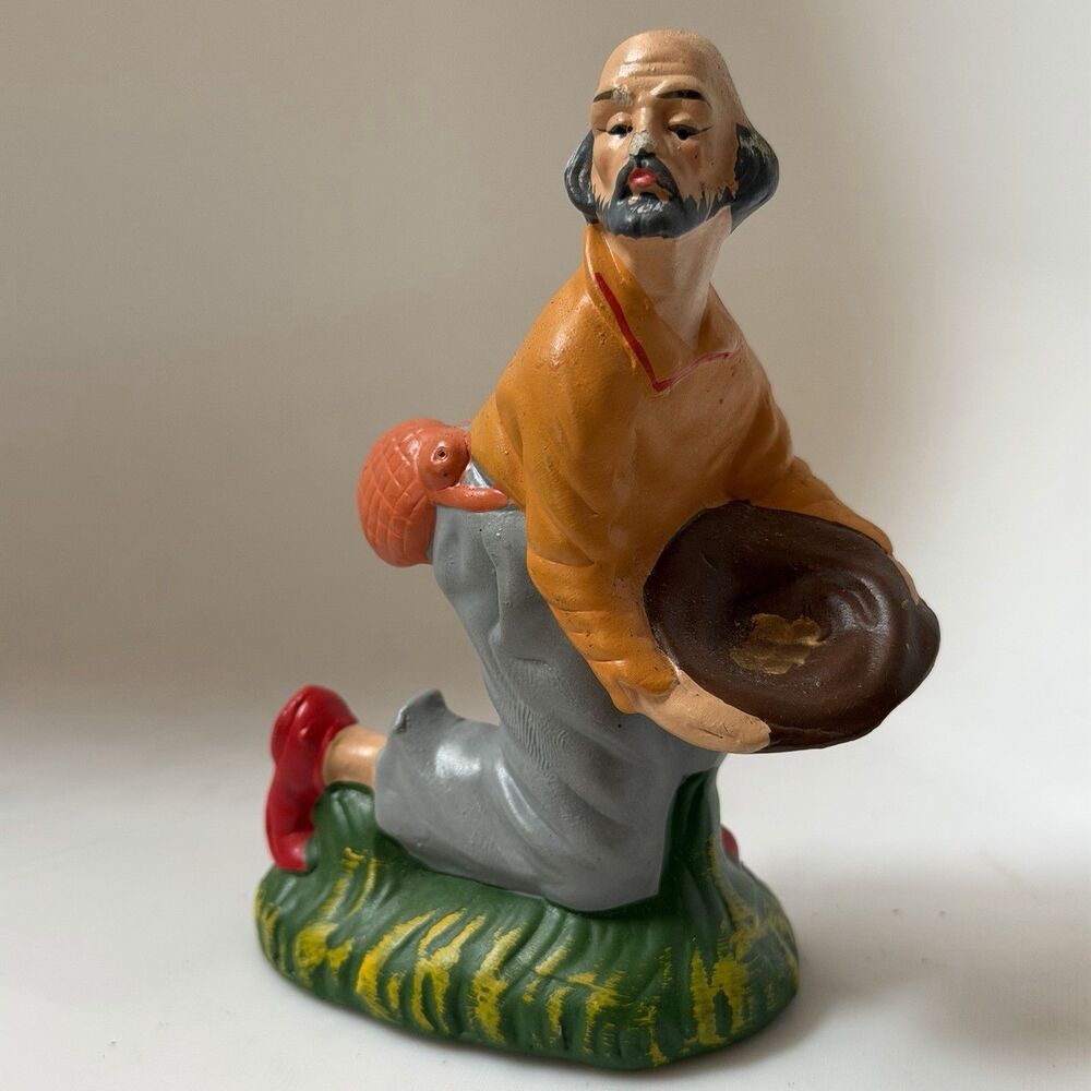 Vintage Japan Nativity Kneeling Shepherd Figurine 4 3/8” Hand Painted